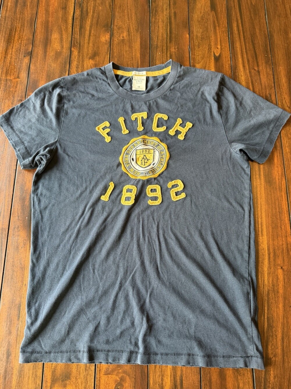 Abercrombie & Fitch Graphic Cotton Muscle Fit Men's T-Shirt M